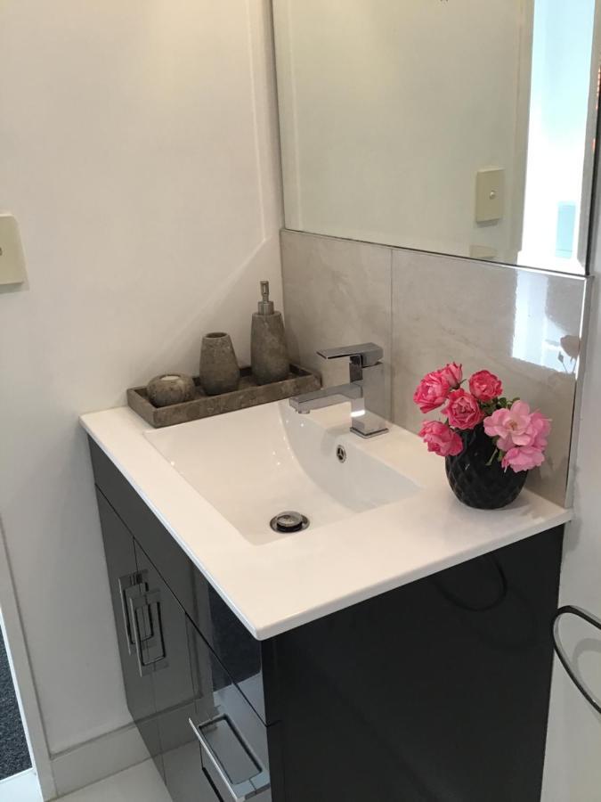 La Casita Waiheke Apartman Oneroa Kültér fotó